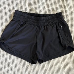 Lululemon Tracker Lined Short
